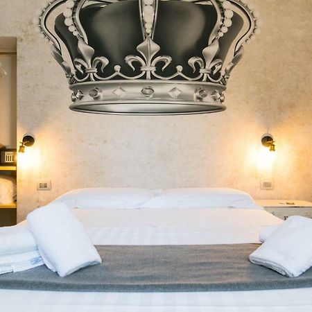 Trevi Contemporary Suite Roma Exterior foto